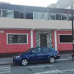 Departamentos con vista a Acuario y Club de Yates