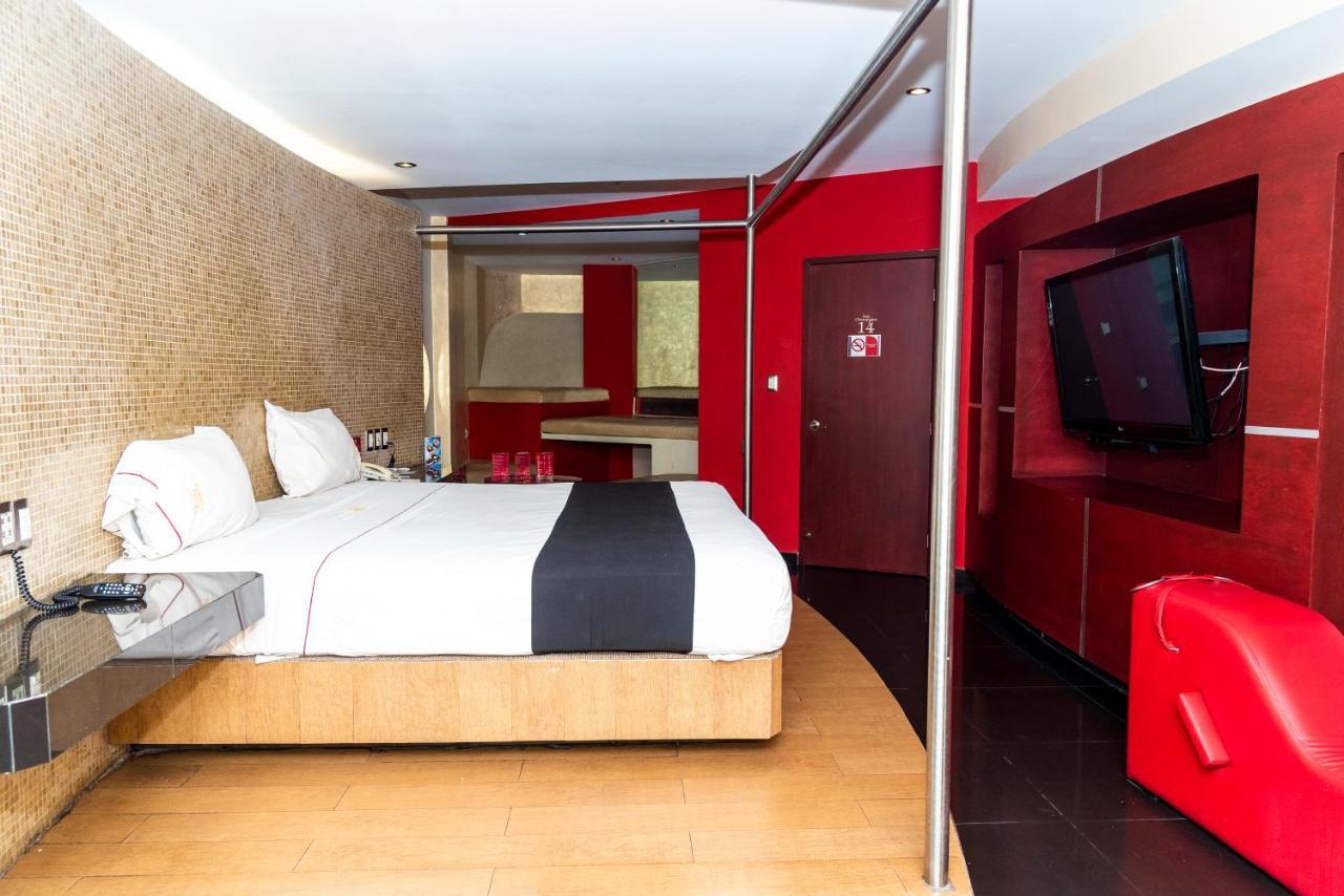 Hotel Dluxe Auto Adults Only *