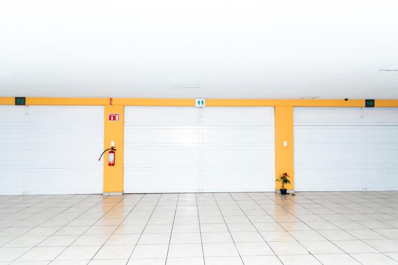 Hotel Dluxe Auto Adults Only