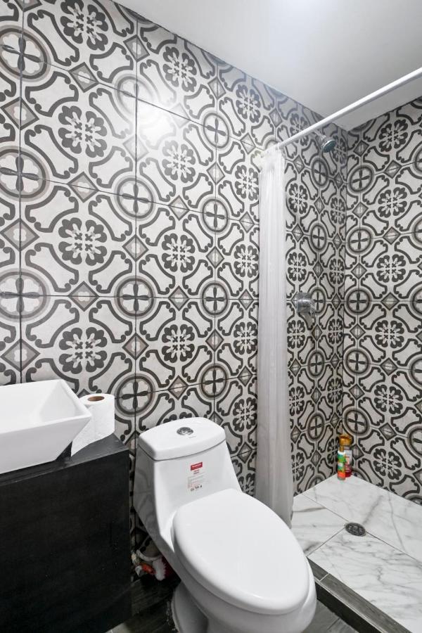 Endemic Hostal *