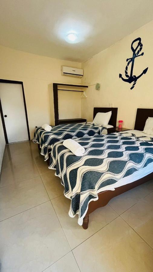 Hotel Playa De Oro 3*