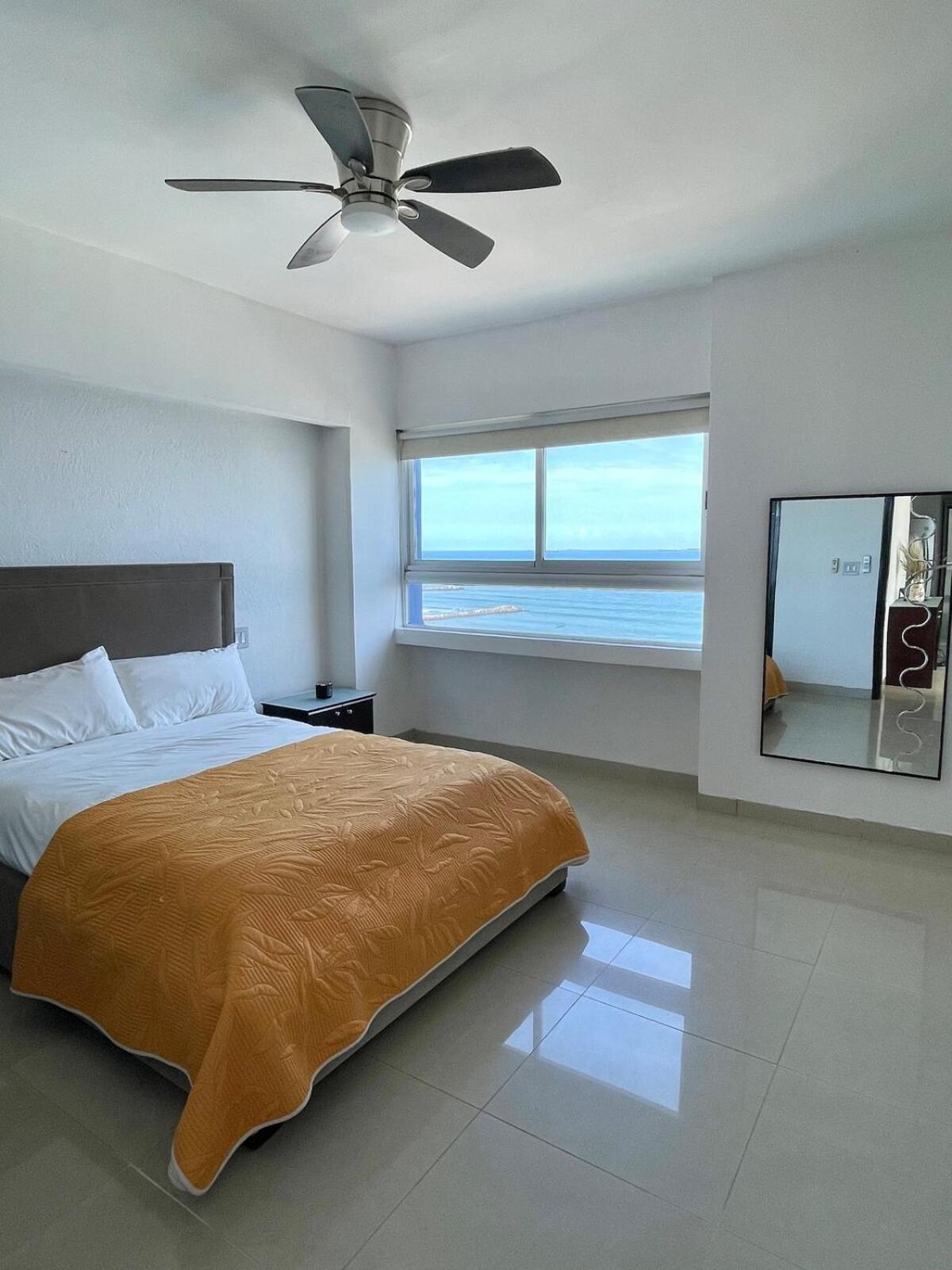 Luxurious Ocean View & Private Jacuzzi