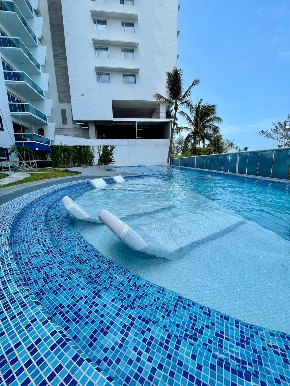 Luxurious Ocean View & Private Jacuzzi Apartamento