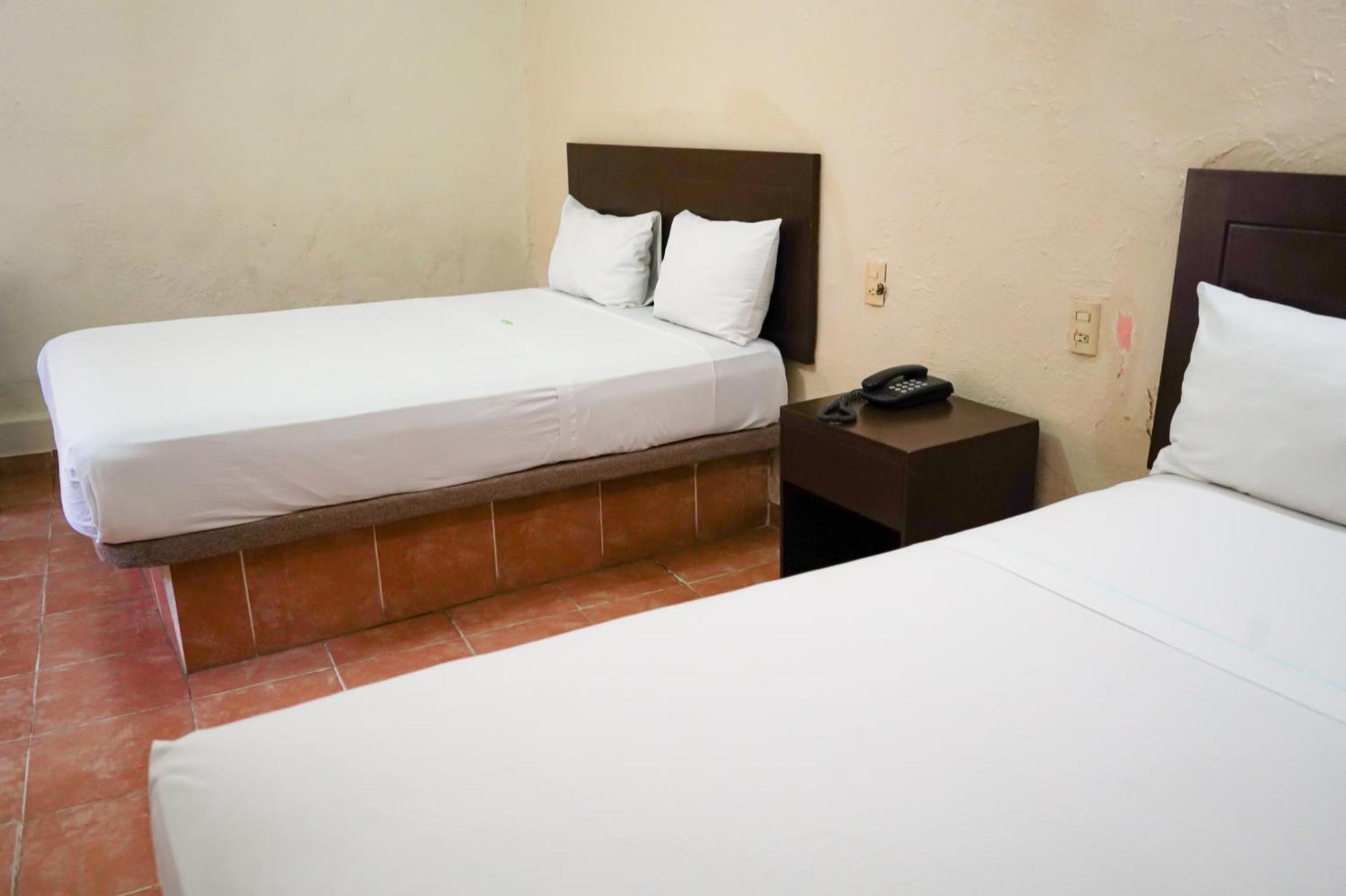 Oyo Plaza Centro Historico Hotel