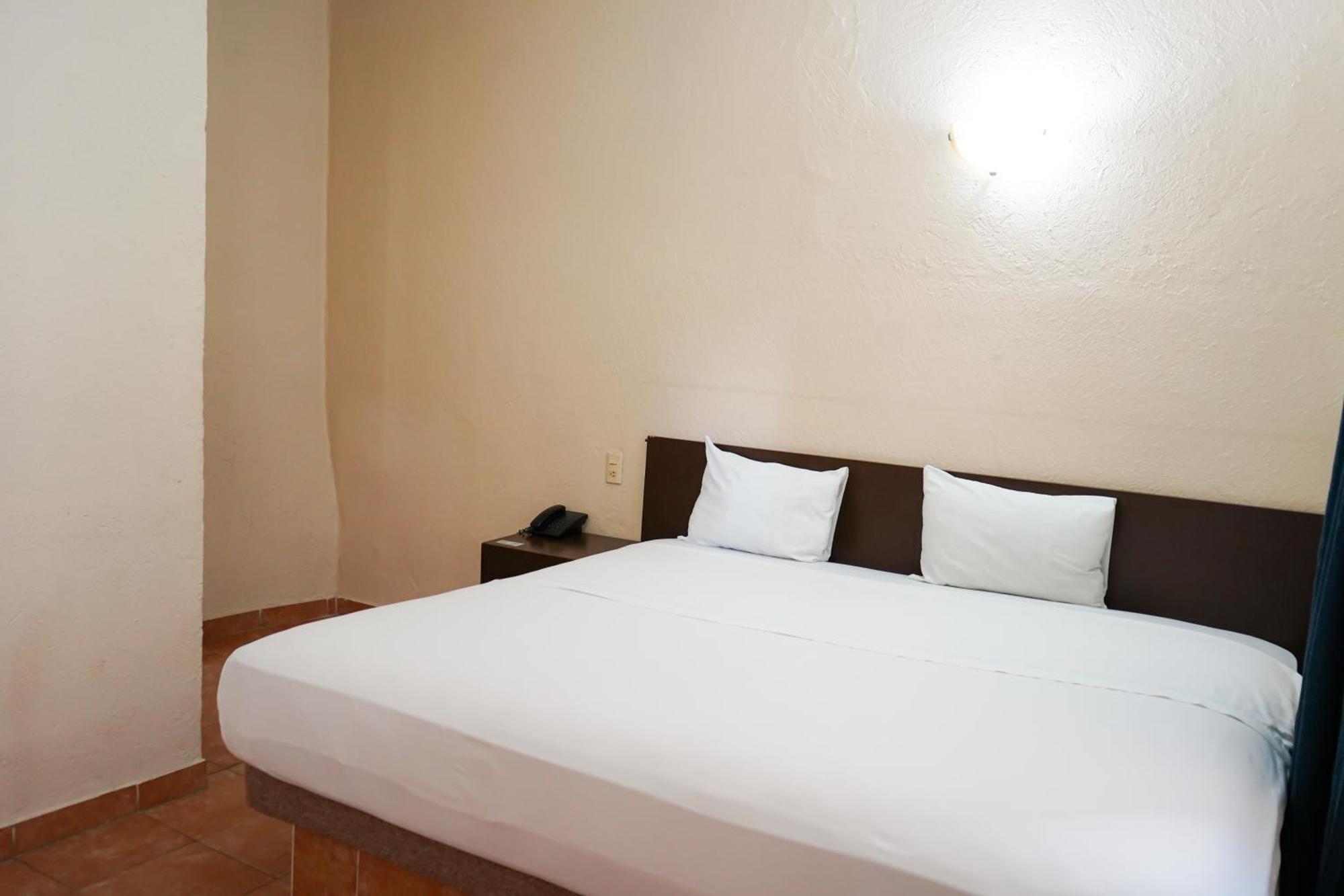 Oyo Plaza Centro Historico Hotel 4*