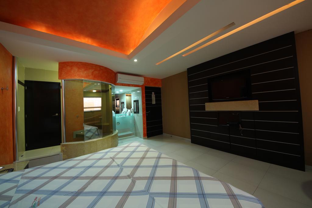 Xiu Hotel 3*
