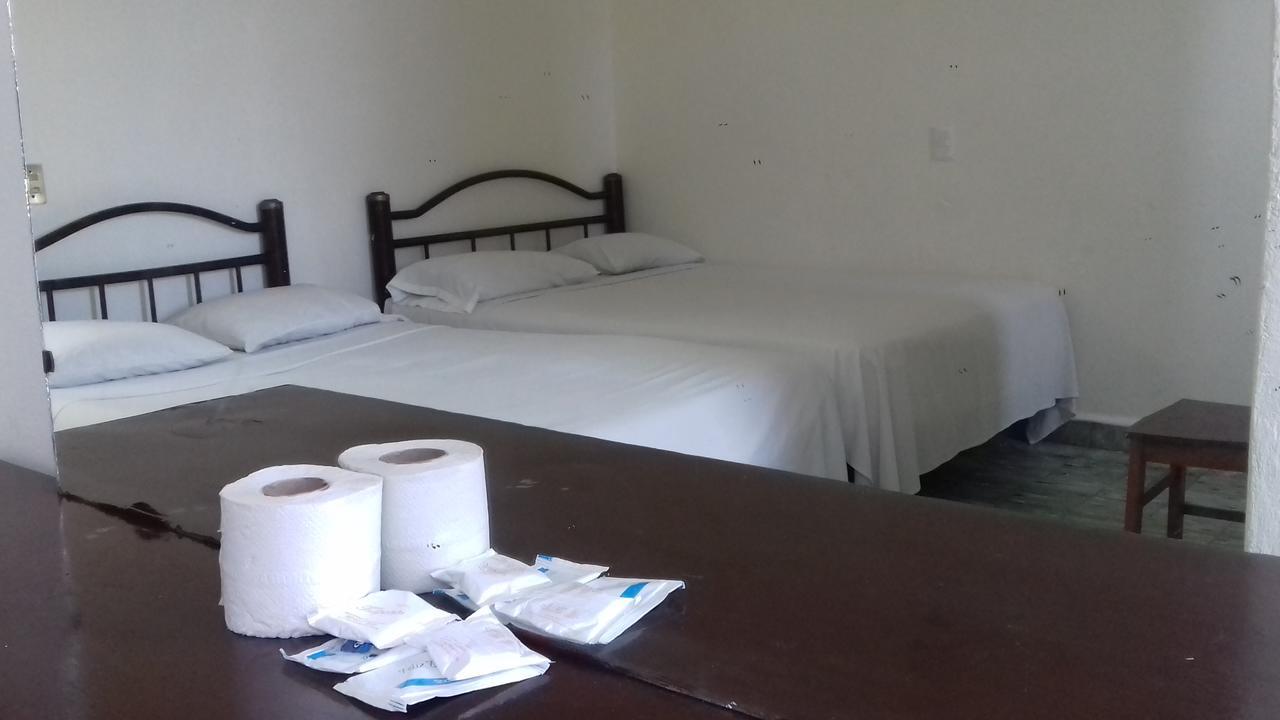 Los Tulipanes Hotel