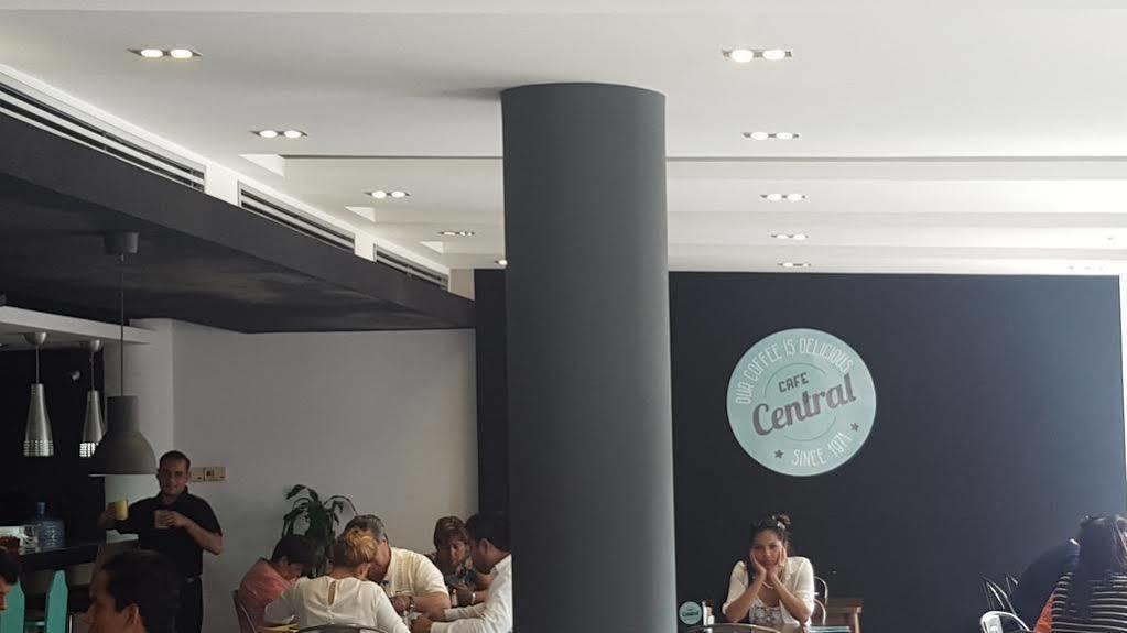 Hotel Central Hotel 3*