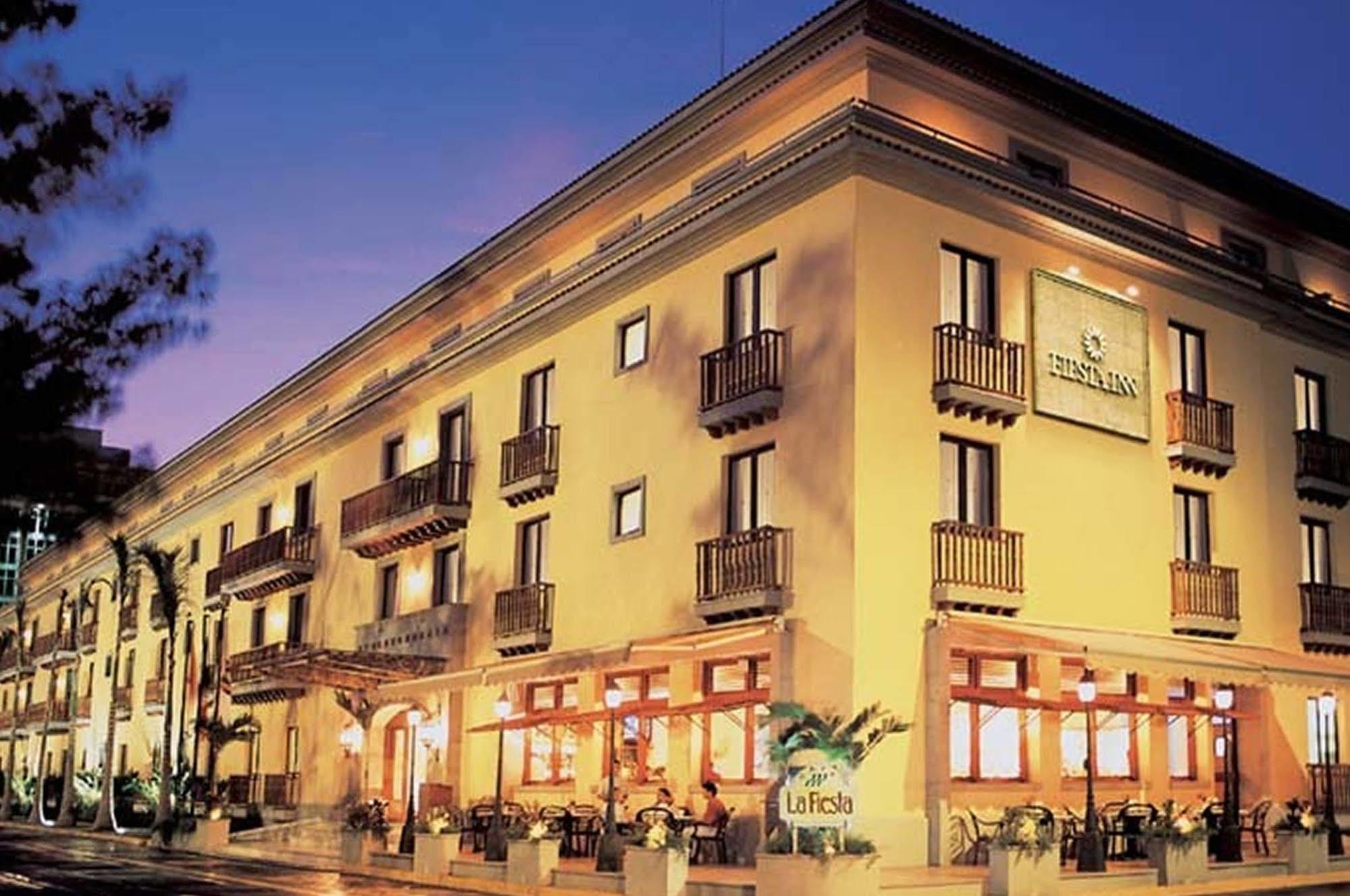 Hotel Fiesta Malecon 4*