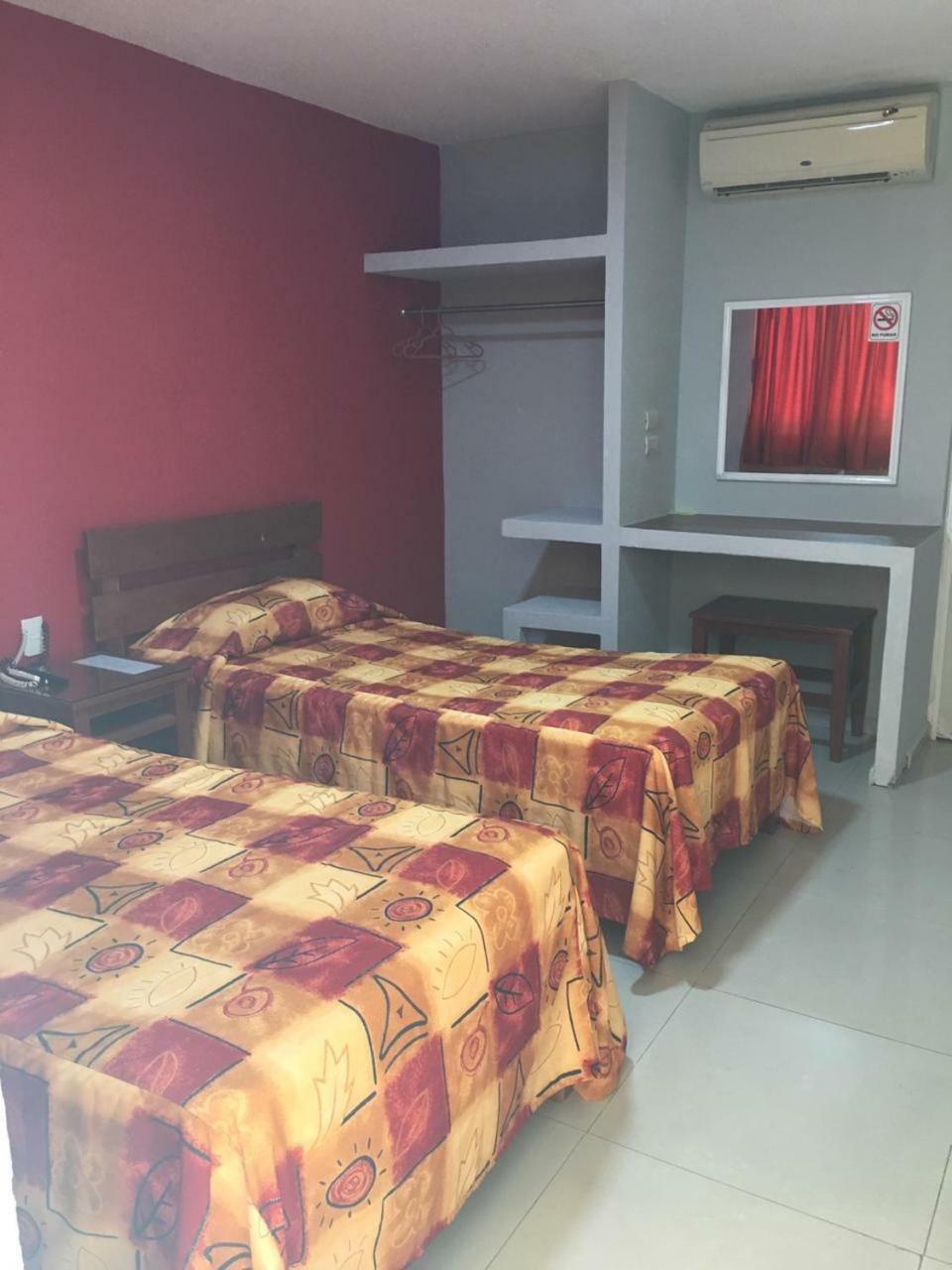 Gaudi Hotel 3*