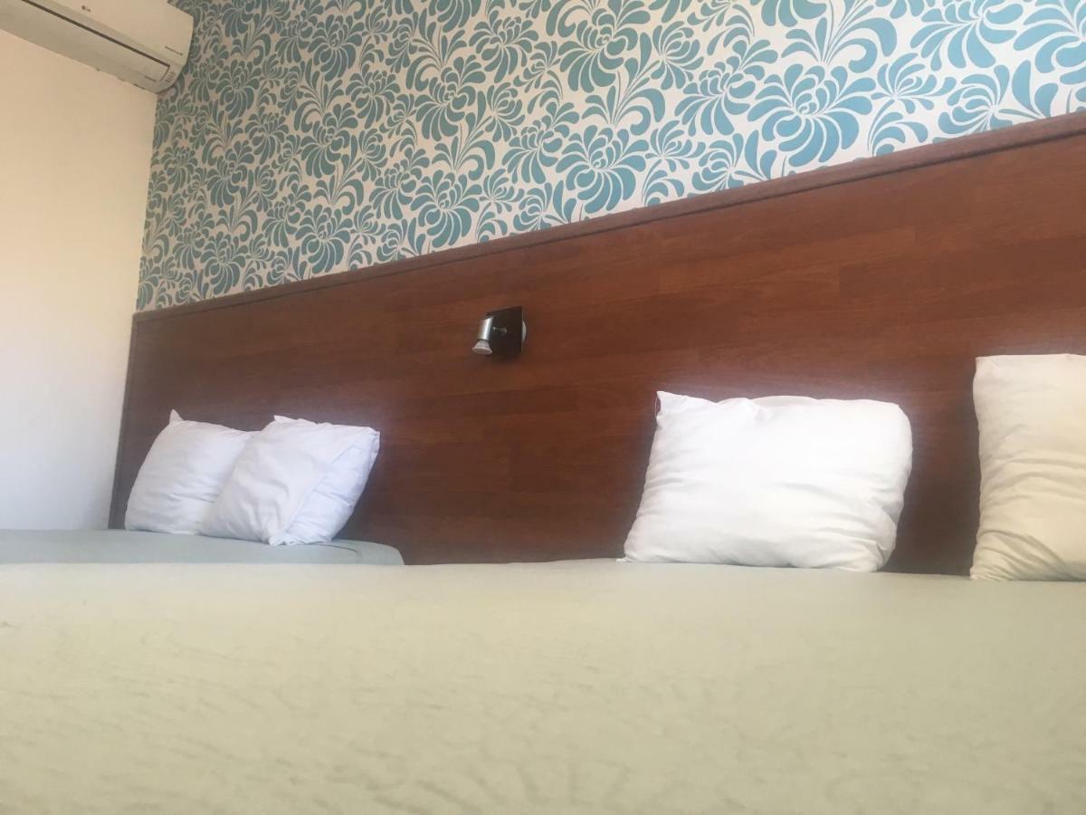 Aq Hotel 3*