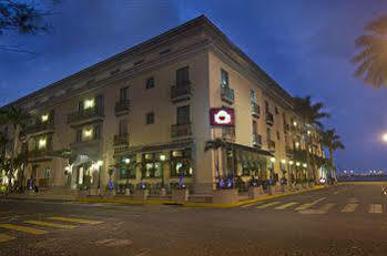 Hotel Fiesta Malecon
