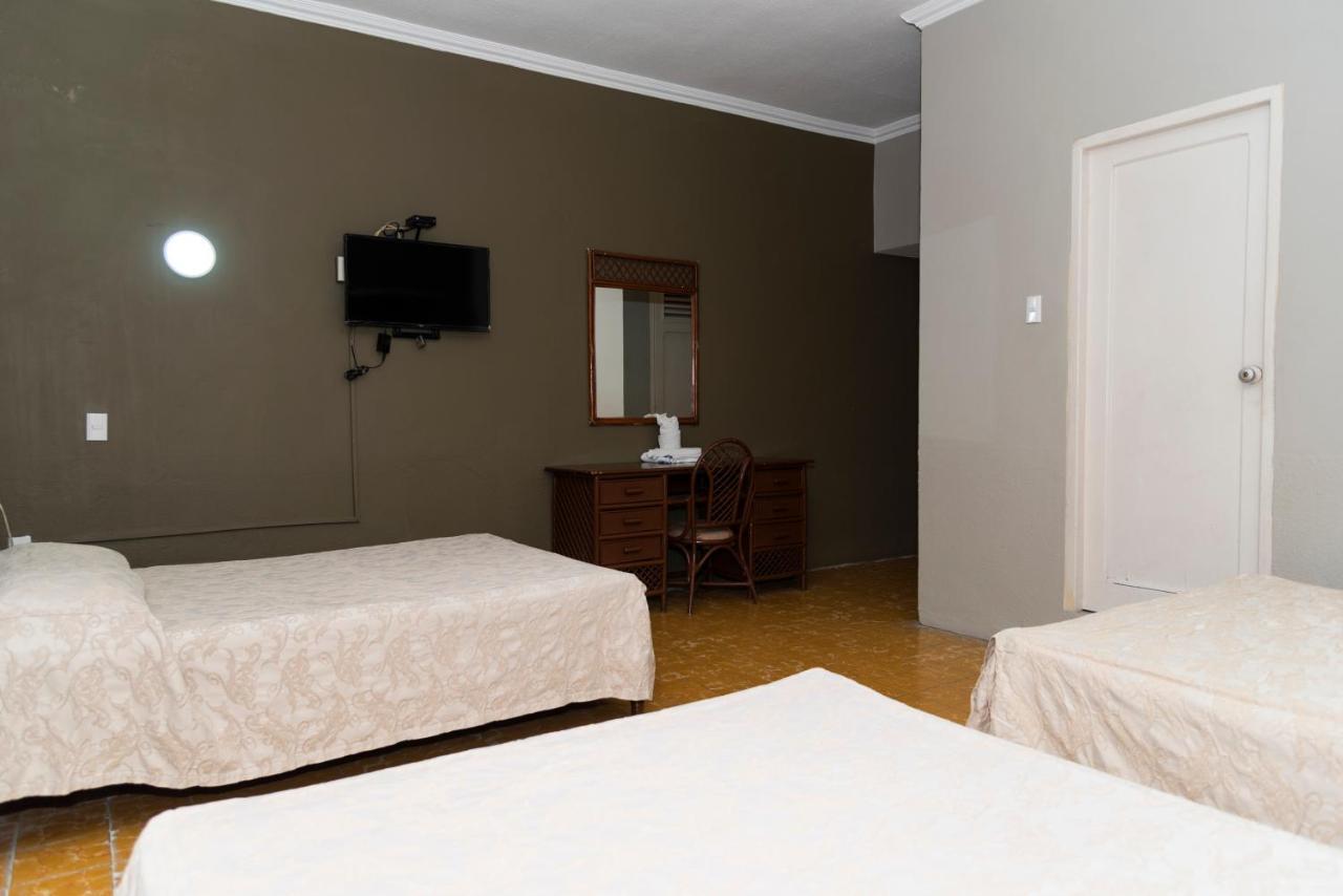 Hotel Santillana