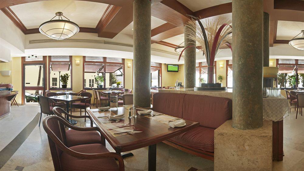 Hotel Fiesta Malecon 4*