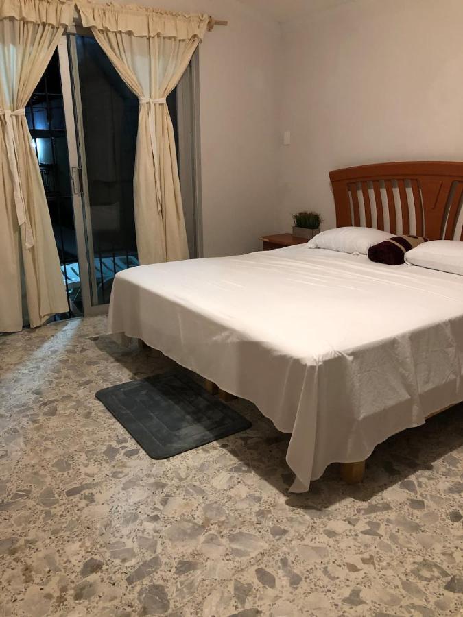 Real Veracruz: Con Alberca, Patio Y Garage! Сasa de vacaciones