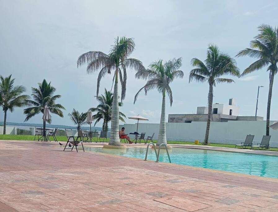 Hermosa Residencia Junto Al Mar