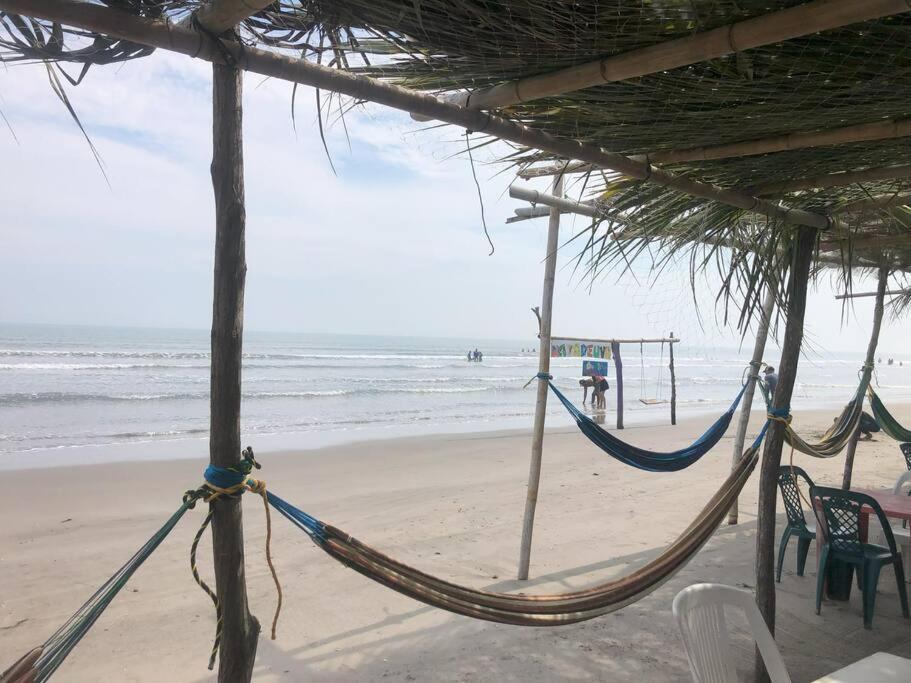 Hermosa Residencia Junto Al Mar