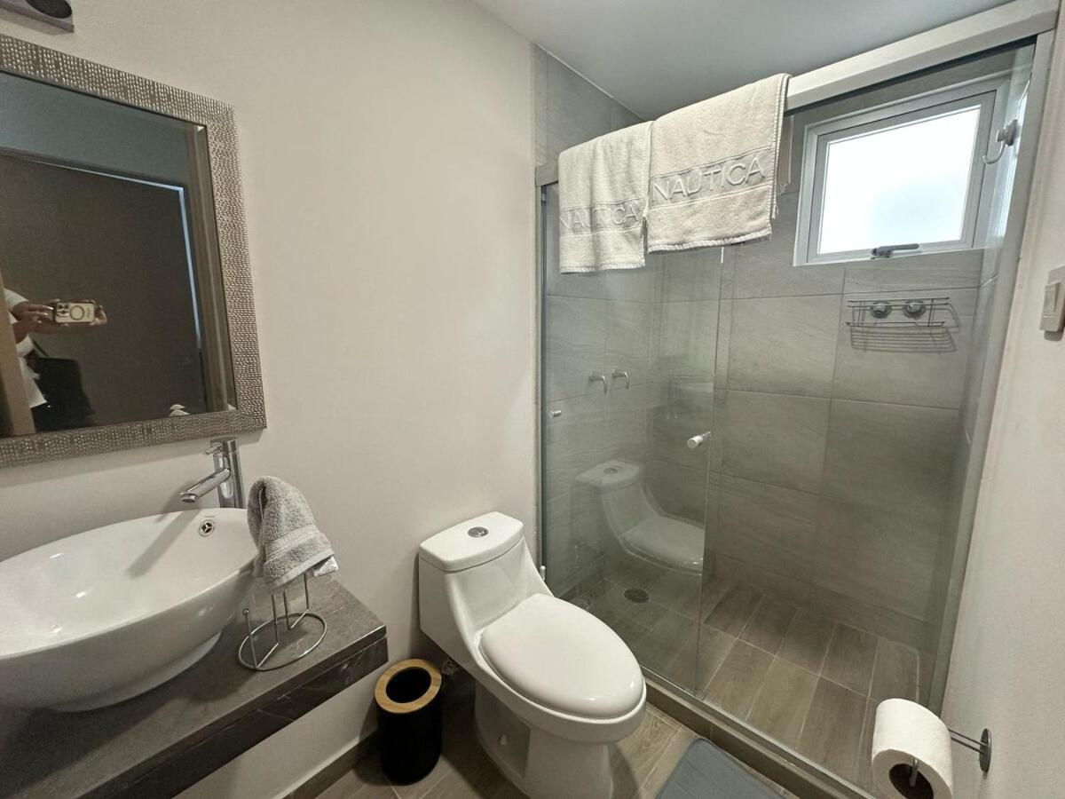 Apartamento Modern Oceanfront Retreat 2bd 2bdr Wifi Pool *