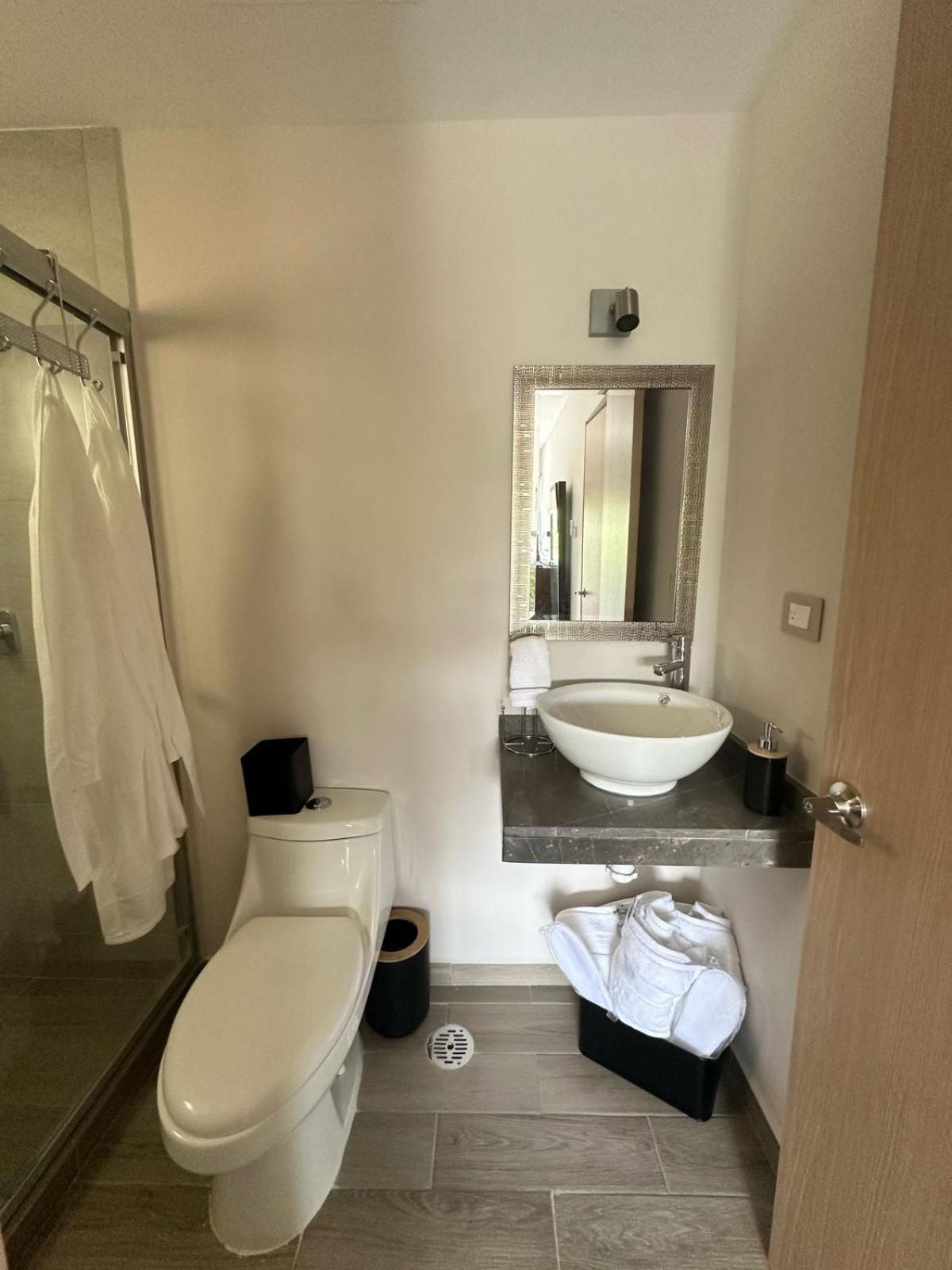Modern Oceanfront Retreat 2bd 2bdr Wifi Pool * Veracruz