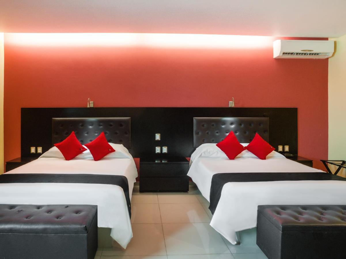 Veracruz Suites Hotel 3*